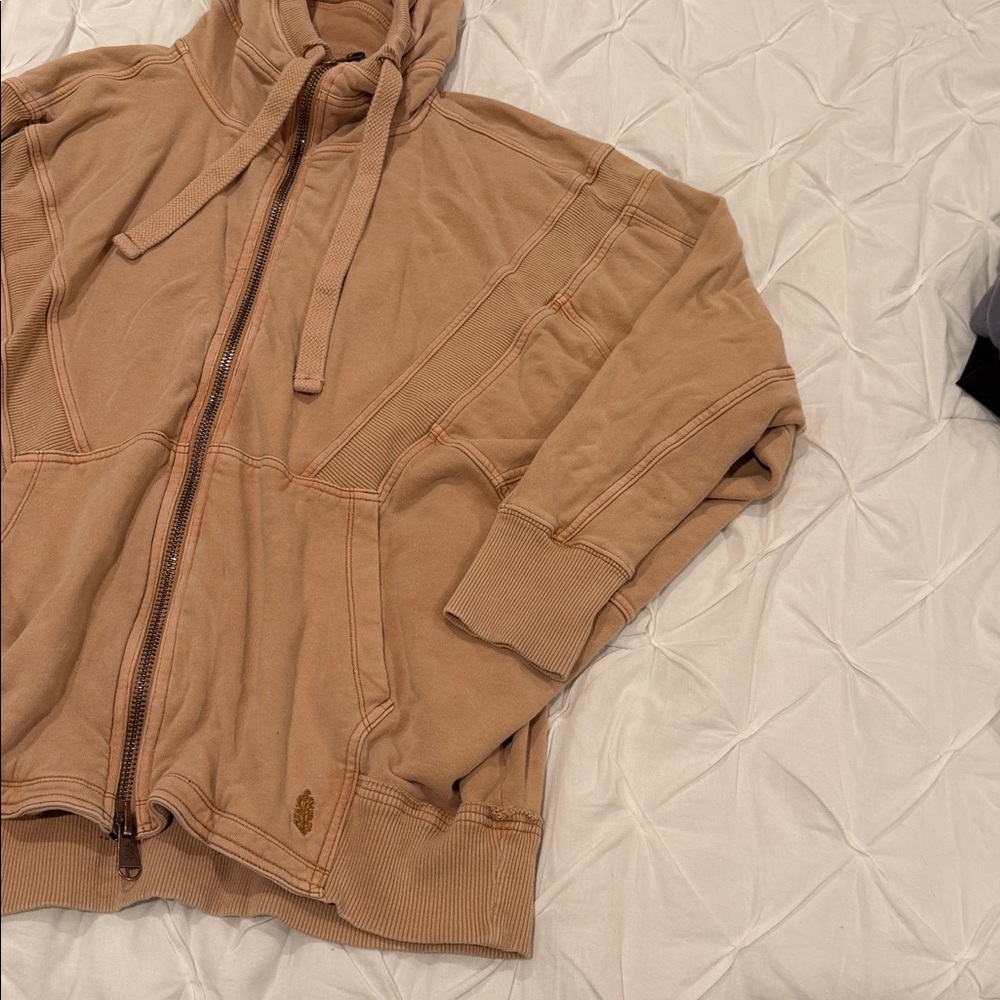 Free People All Your Love Solid Hoodie
Patchwork Slouchy Saddle Tan Size XS - Picture 6 of 12